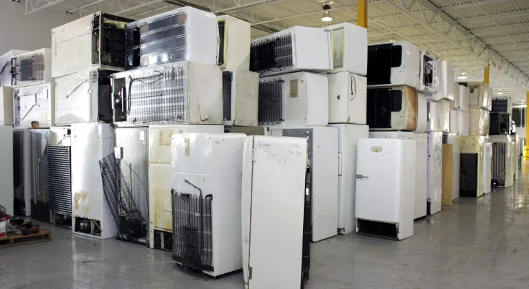 Evdeki Gürültülü ve Arızalı Cihazlara Ceza Şoku